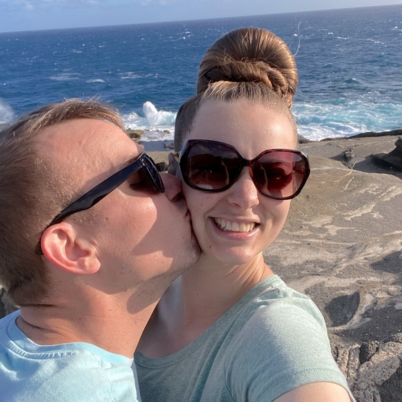 Meet your Posher, Cassy - Picture 1 of 1